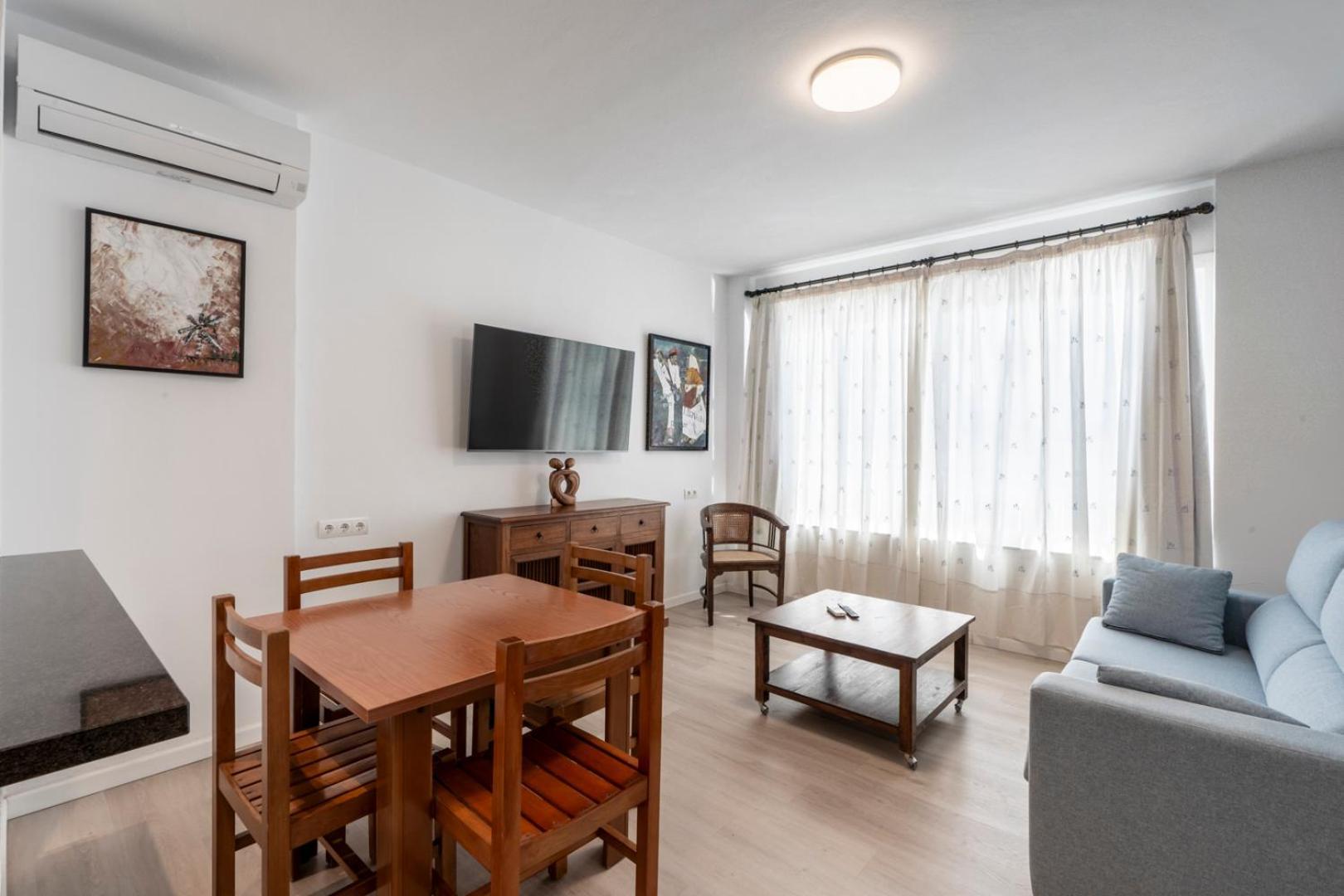 Apartamentos Cel Blau Santa Eularia des Riu Rum bild