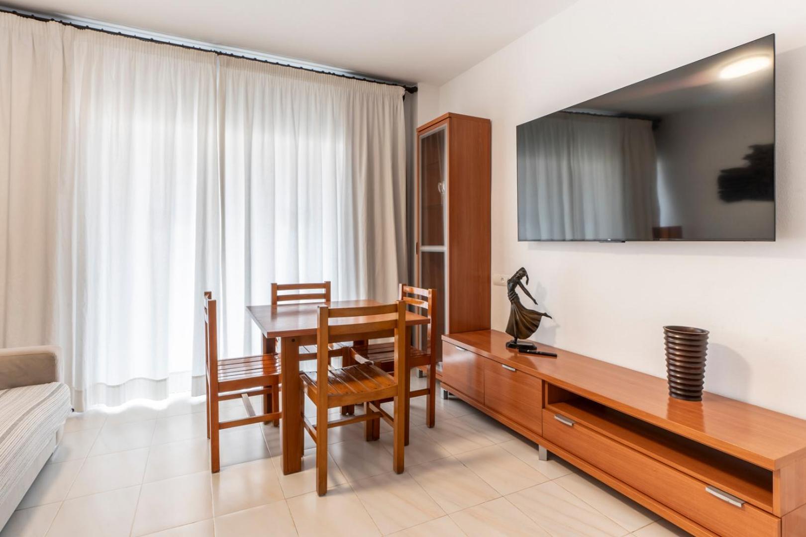 Apartamentos Cel Blau Santa Eularia des Riu Exteriör bild