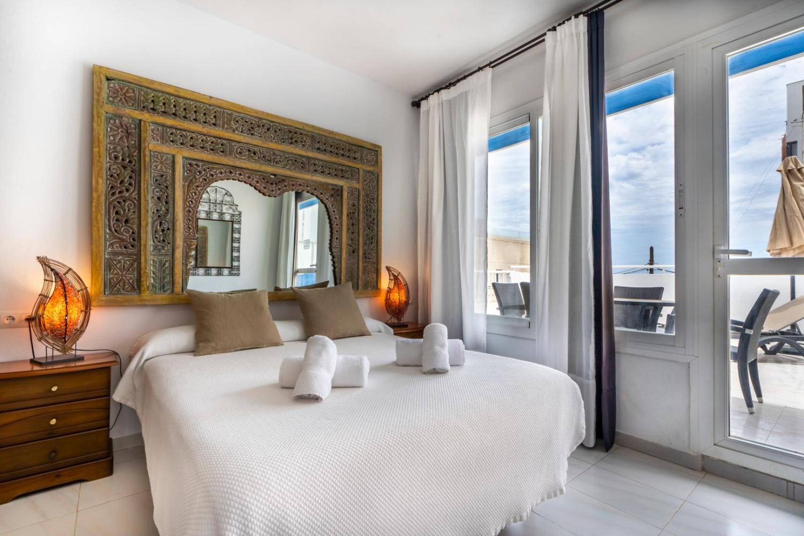 Apartamentos Cel Blau Santa Eularia des Riu Exteriör bild