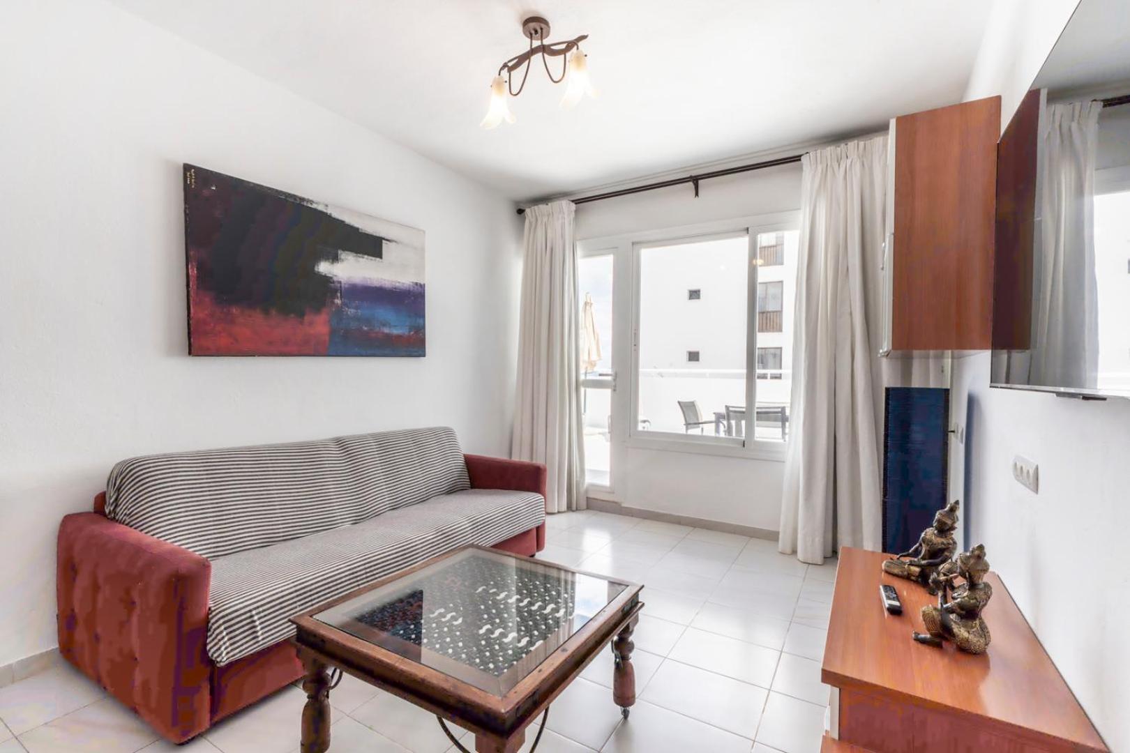 Apartamentos Cel Blau Santa Eularia des Riu Exteriör bild
